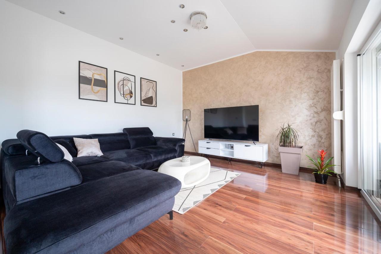 Apartment Absolute Gray زادار المظهر الخارجي الصورة